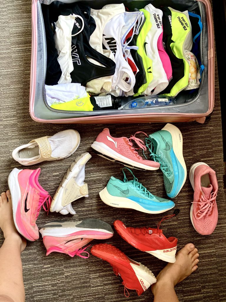 giày sneaker có chạy bộ được không